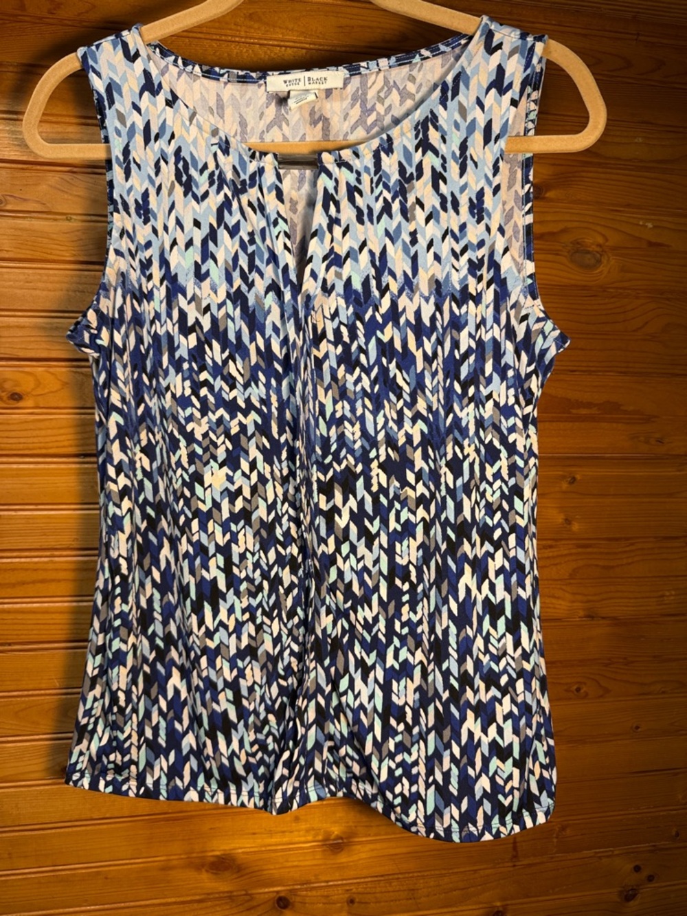 White House Black Market Blue White Chevron Keyhole Tank